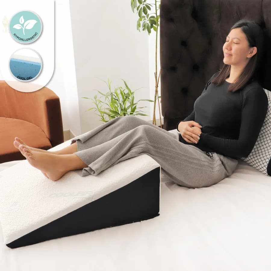 Moon - Cool Gel Wedge Pillow (60 X 60 X 25cm)