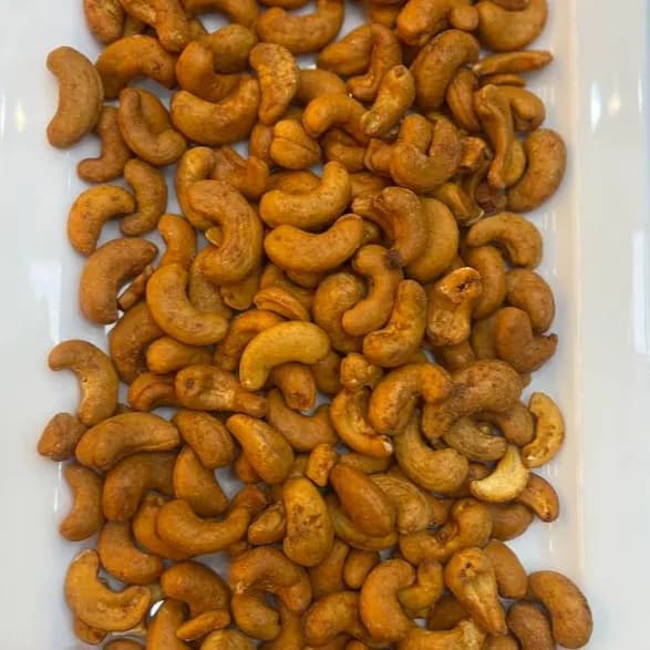 Cashew Weight 320 Pepper Roasted