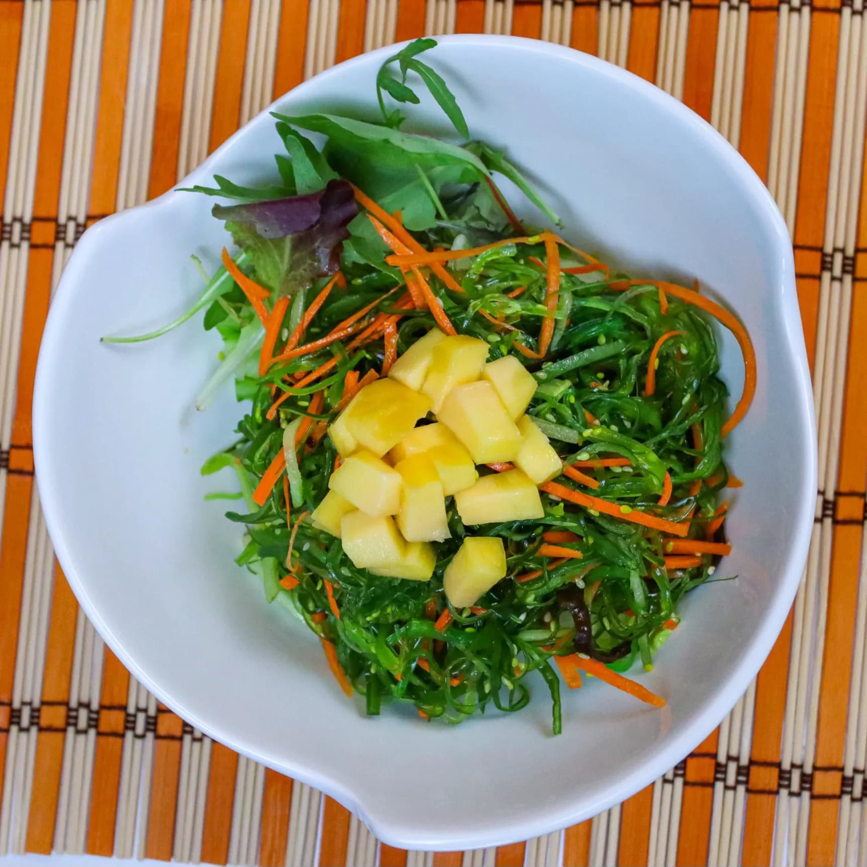 Seaweed Salad With Mango