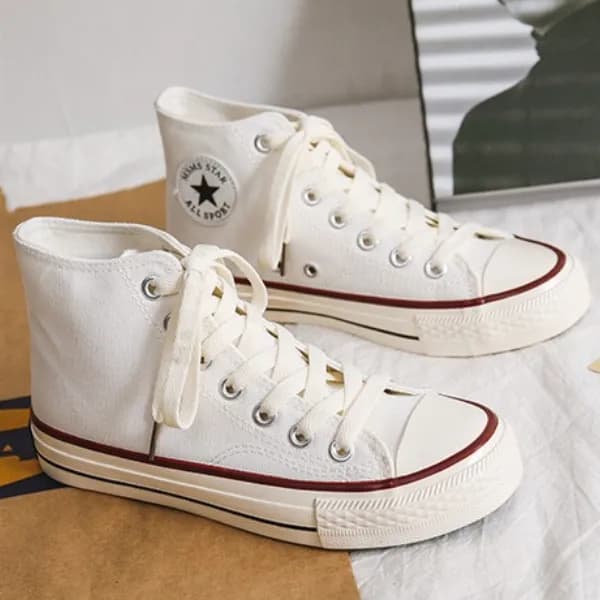 Classical High Top Eu 35 Canvas Sneakers - White