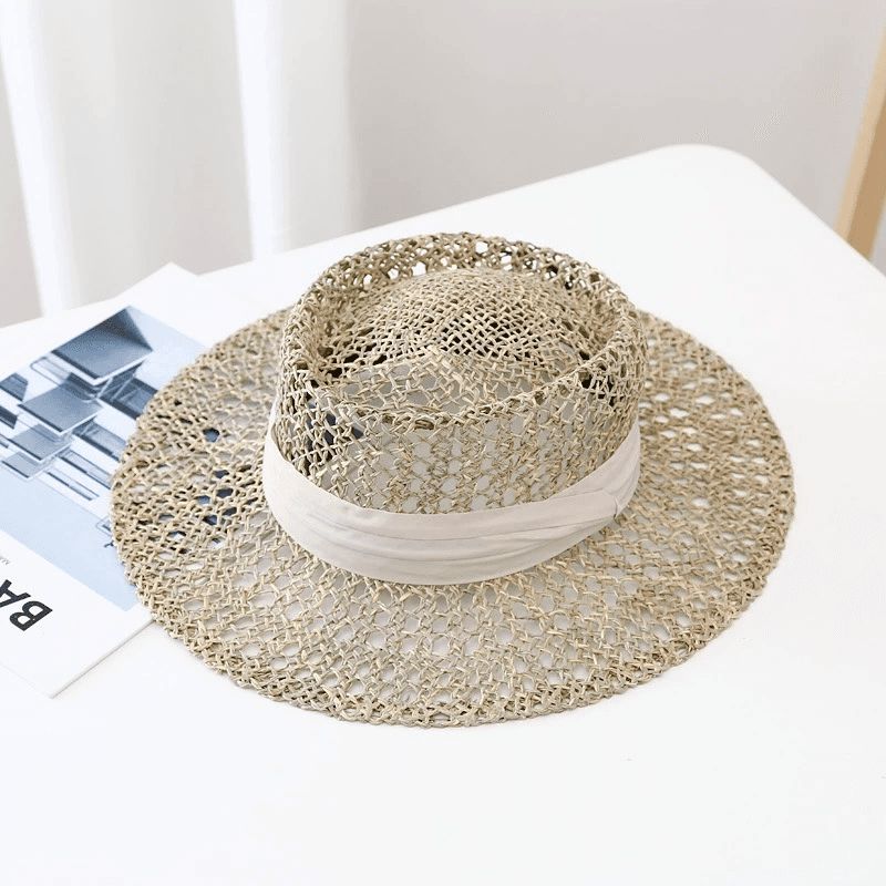 Sun Hats For Women Wide Brim Flat Top Straw Boater Hat Breathable Foldable Packable Beach Hat For Summer ( Beige )