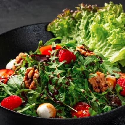 Garden Mozzarella Salad