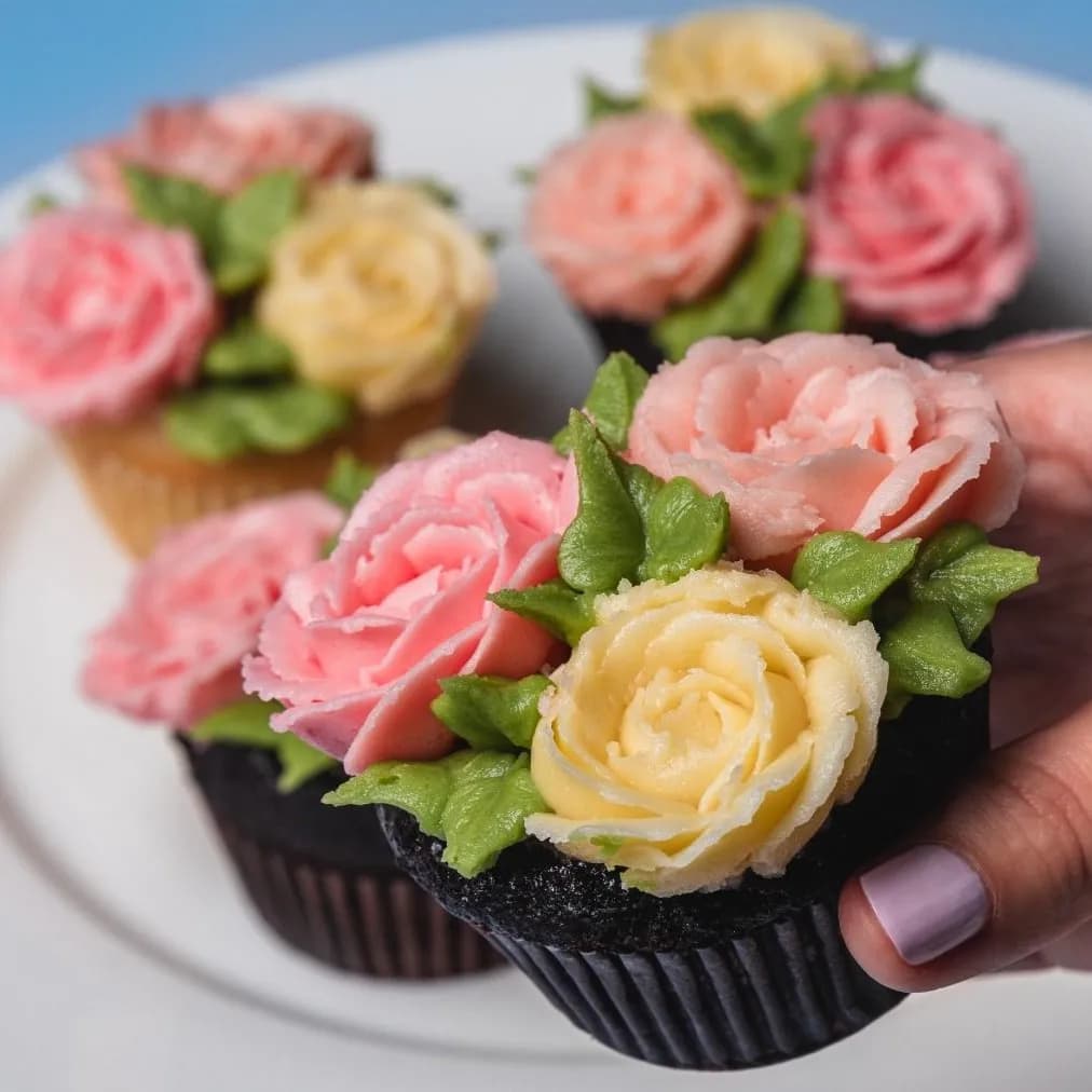 Buttercream Rose Cupcakes