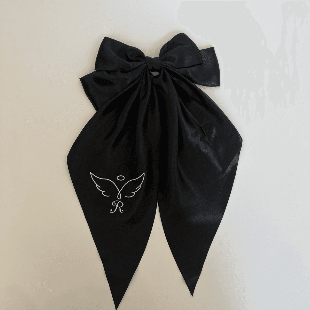 HAIR BOW WITH LETTER R