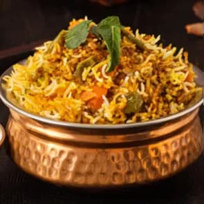 Veg Biryani + Free Vanilla Milk