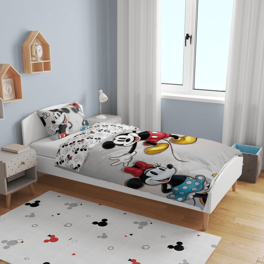 Disney Single Comforter X2 With 1 Pillow Case (Mickey And Minnie Mouse)