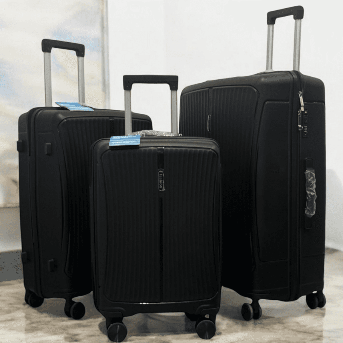 Model Pp-Fa01 High Quality Hard Shell Spinner Wheels Carry On Travel Suitcase 3Pcs Set ( 20, 24 , 28 Inches ) Np598