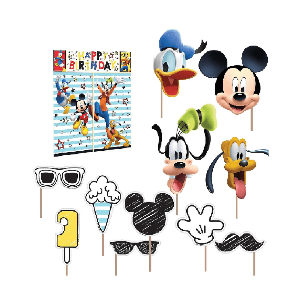Mickey Mouse On The Go Scene Setter With Photo Props