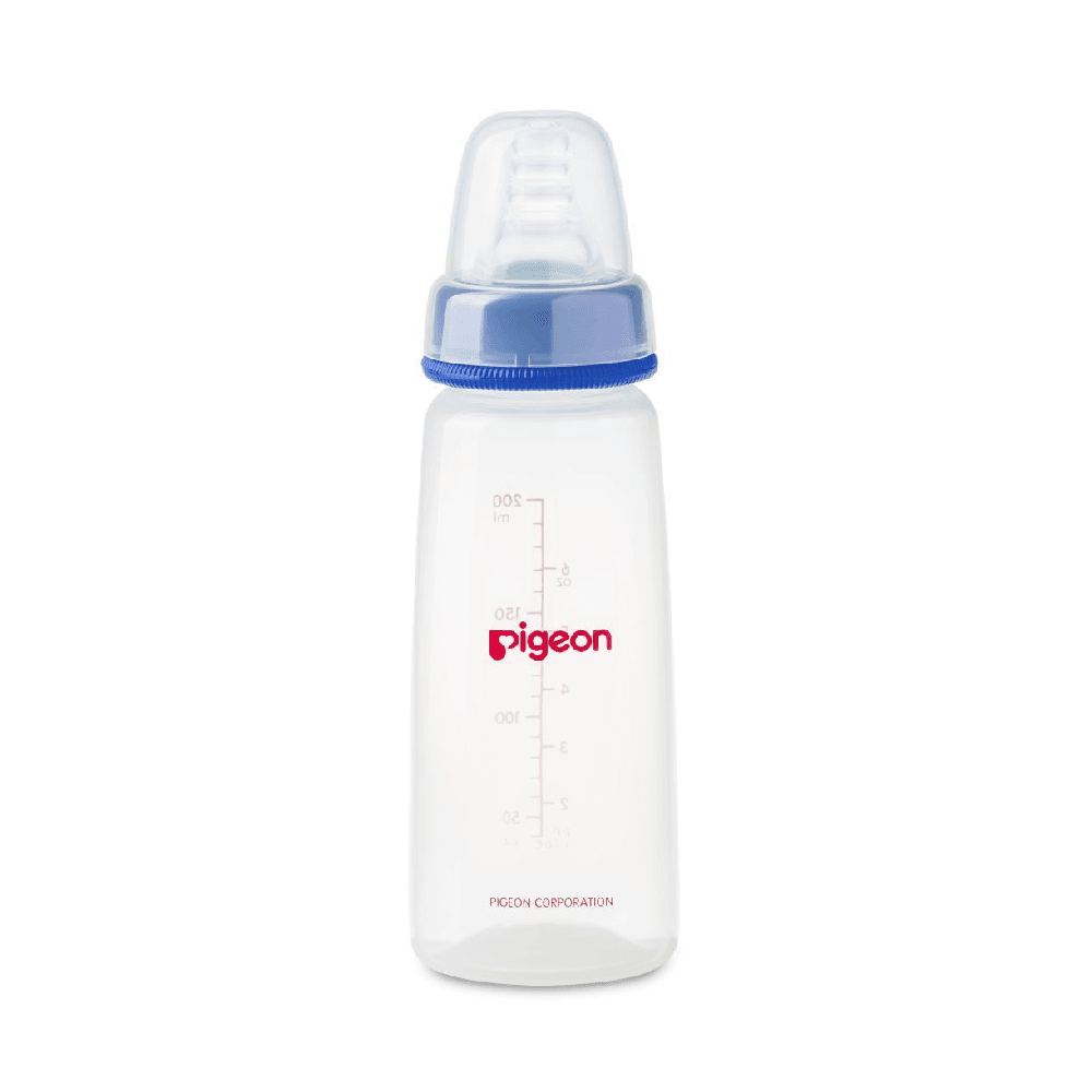 Pigeon Plastic Feeding Bottle 200ml