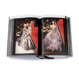 H5-32 - Vivienne Westwood Catwalk: The Complete Collections - Alexander Fury