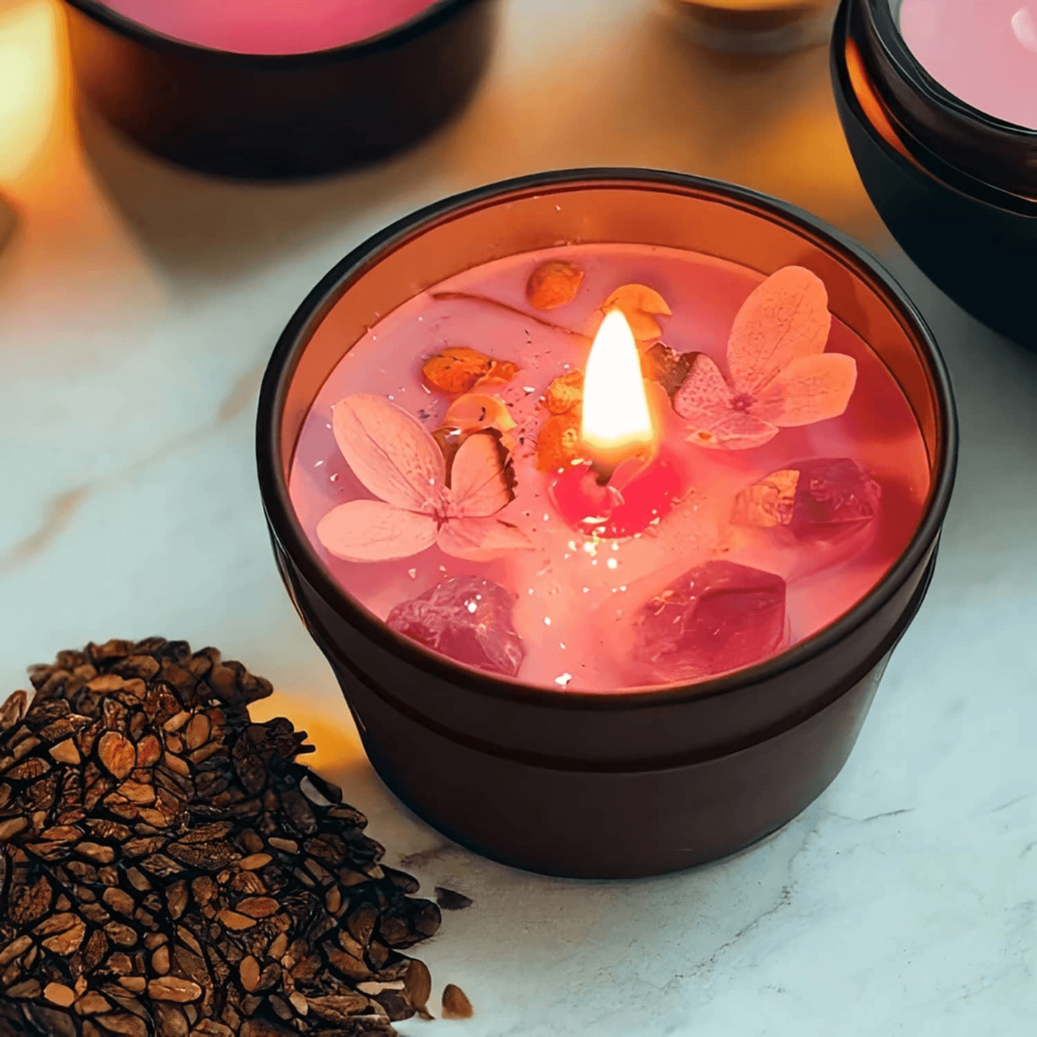 شمعة معطرة باللافندر مع كريستالات الصويا الأميثيست - علبة معدنية سوداء