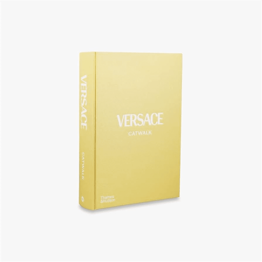 H5-50 - Versace Catwalk - Thames & Hudson