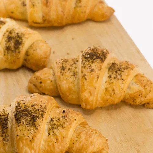 Zaatar Croissant 4 Pc