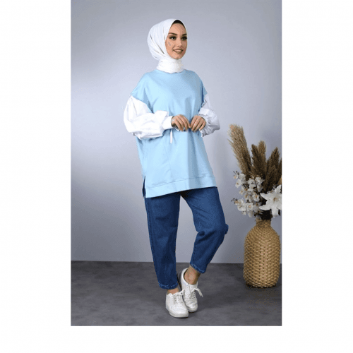بلوزة واسعة