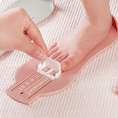 Child foot measuring gauge