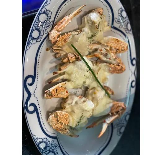 Crab (3pcs) with white sauce and cheese