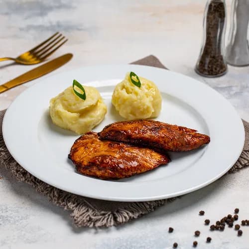 Grilled Chicken Bbq Sauce With Mashed Potato