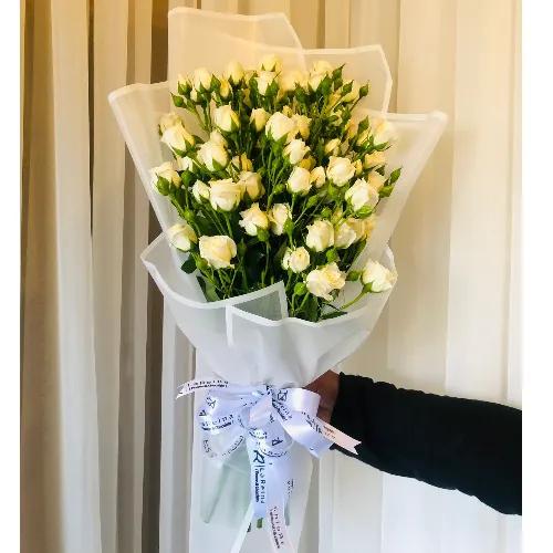 18 Long Bouquet With White Cover