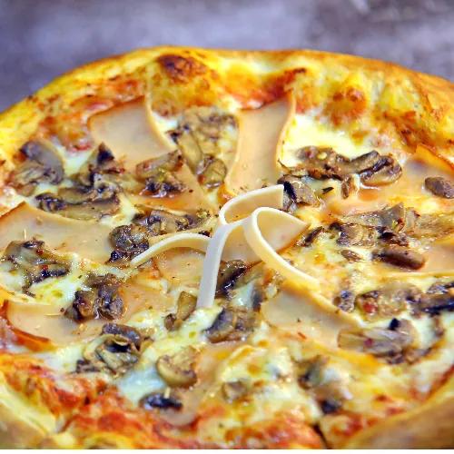 Ham Mushroom Pizza   (Buy 1 Get 1 Free)