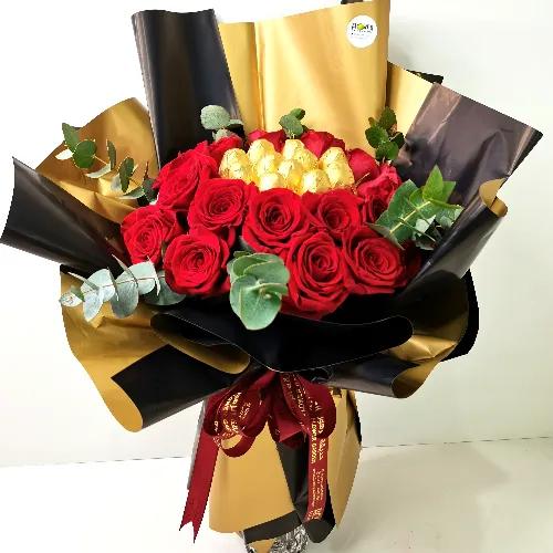 Red Rose With Chocolate Bouquet