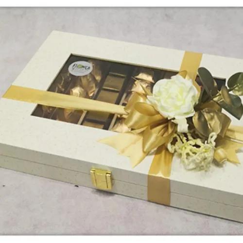 White W-box Chocolate