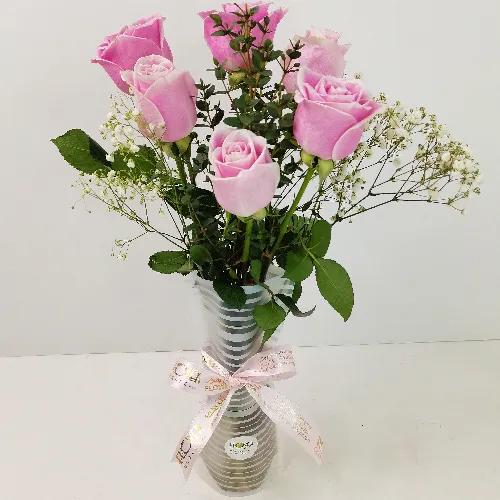 6 Rose Plastic Vase 1