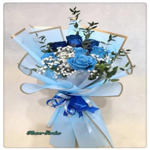 Spray Blue Rose Bouquet 2