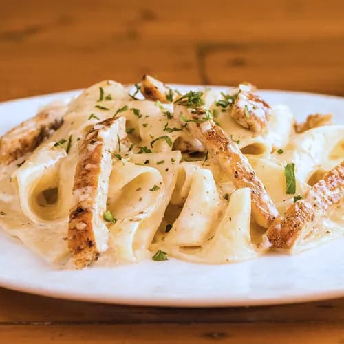 Pappardelle Parmesan Sauce With Grilled Chicken