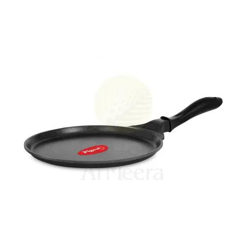 Pigeon Wonder Cast Flat Tawa 28Cm