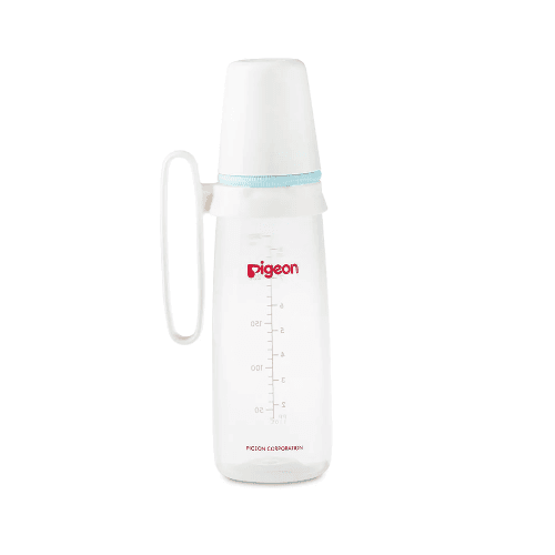 Pigeon Plastic Bottle 240Ml With Handle