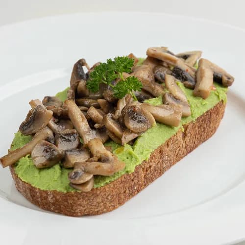 Toast With Green Peas & Mushroom