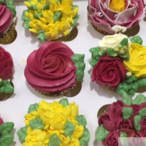 Flowers Cupcakes 12 Pieces