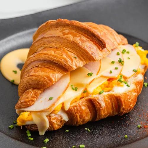 Signature Croque Monsieur Croissant