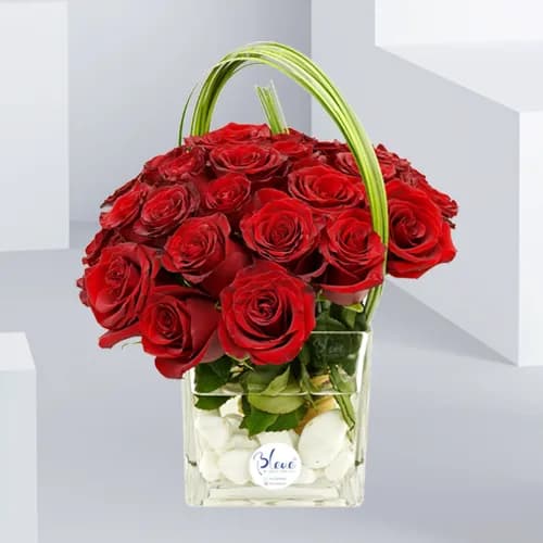 Classy modern Square vase in red - 4071