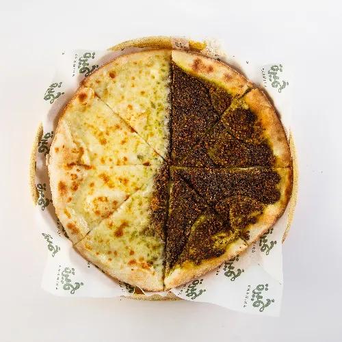 Manakish Zaatar Cheese