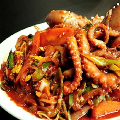 Spicy Stir-fried Octopus