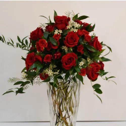 Elite Red Rose Vase