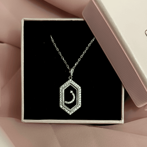 Sterling Silver Hexagon Necklace ز