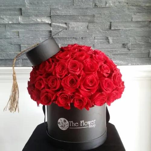 Black Round Box With Round Red Roses For Graduation