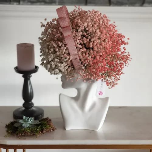 White Face Stand With Pink Gypsophila