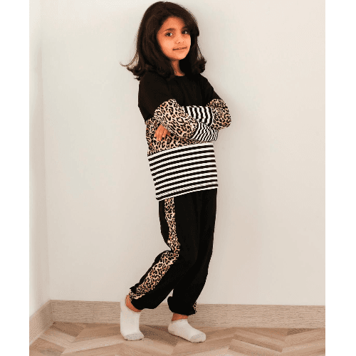 Be Cosy Girls Cotton Black Set With Tiger Print And Stripes