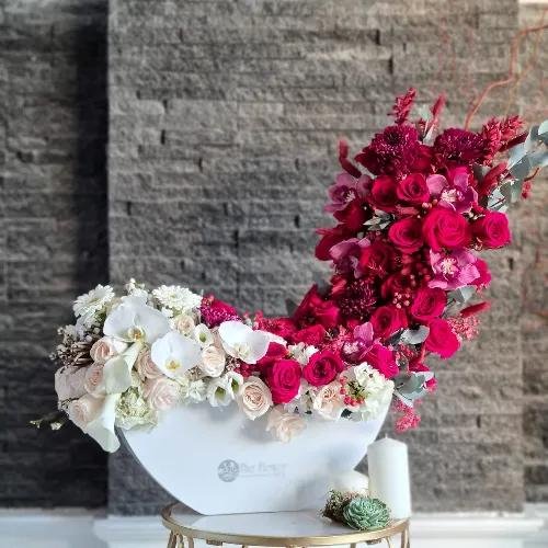 White Acrylic Box With Red And White Flowers