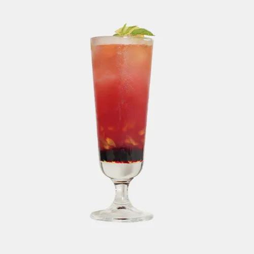 Pomegranate And Strawberry Mojito