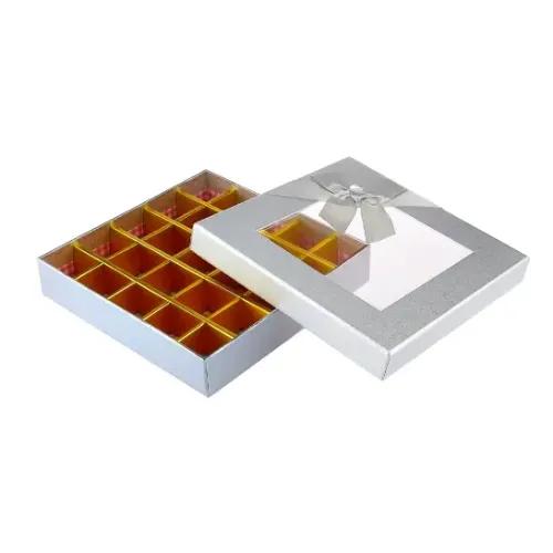 Gift Box Sqr 17*17*4Cm 16 Div*Silver-48P