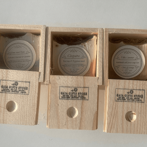 Organic Plant Based Home made Soap Ba r-  CLEOPATRA ,Red clay & Egyptian musk soap bar  -  Gaia Gift Store
