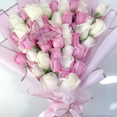 Flat Pink White Bouquet