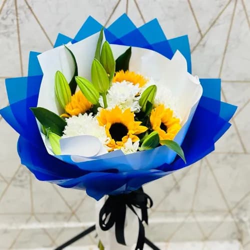 Bloomex Special Bouquet