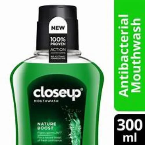 Closeup Antibacterial Mouthwash 300ml