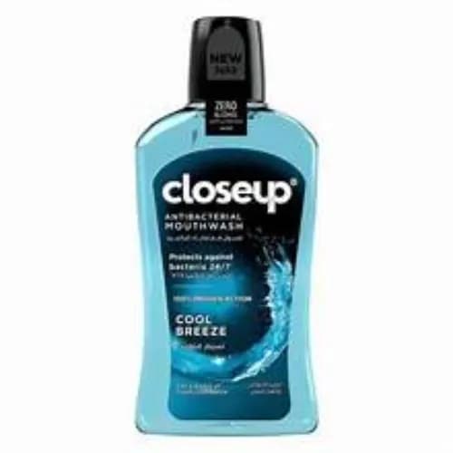 Closeup Antibacterial Mouthwash Cool Breeze 300ml