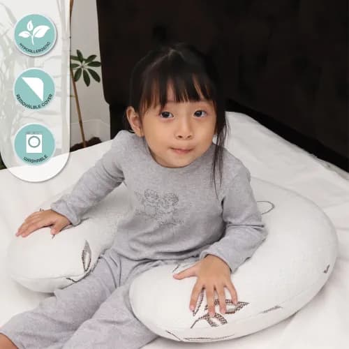 Moon Moon Feeding Pillow With Bamboo Rayon